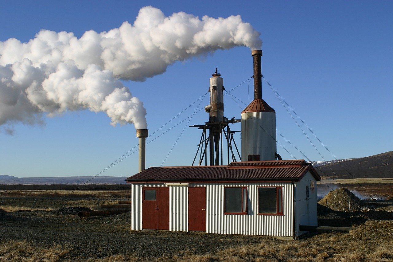 An image of geo thermal energy plant